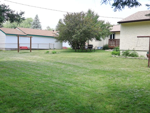 1244 Ryan Avenue E, Maplewood, MN 55109
