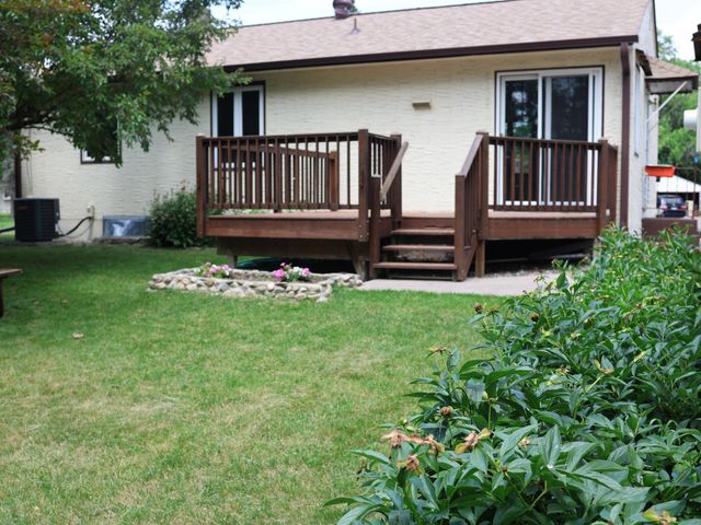 1244 Ryan Avenue E, Maplewood, MN 55109