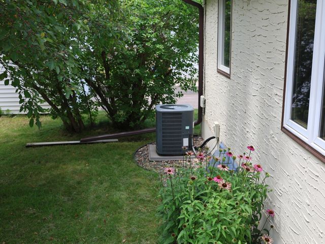 1244 Ryan Avenue E, Maplewood, MN 55109
