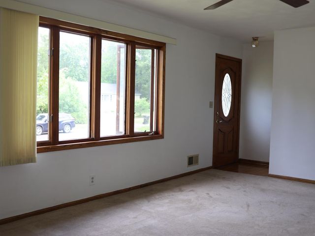 1244 Ryan Avenue E, Maplewood, MN 55109