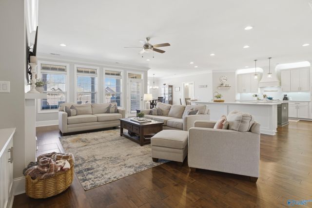 4548 River Park Boulevard SE, Owens Cross Roads, AL 35763