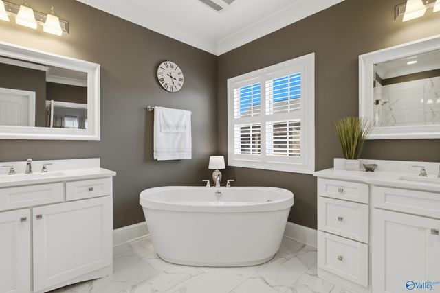 4548 River Park Boulevard SE, Owens Cross Roads, AL 35763