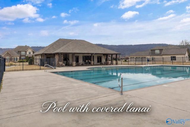 4548 River Park Boulevard SE, Owens Cross Roads, AL 35763