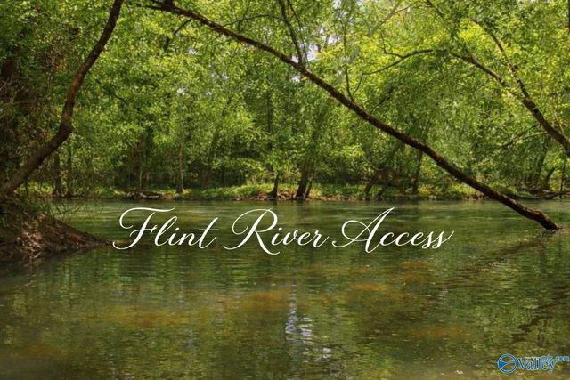 4548 River Park Boulevard SE, Owens Cross Roads, AL 35763