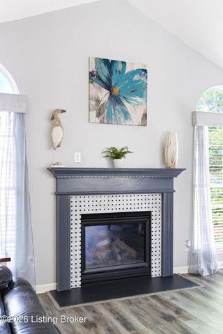 10531 Clyde Moore Blvd, Louisville, KY 40291