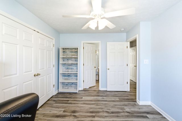 10531 Clyde Moore Blvd, Louisville, KY 40291