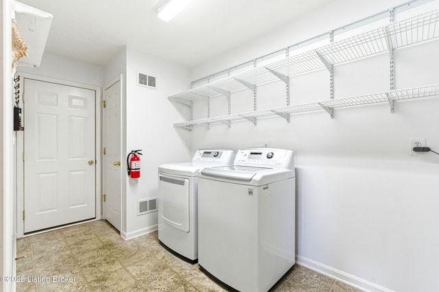 10531 Clyde Moore Blvd, Louisville, KY 40291