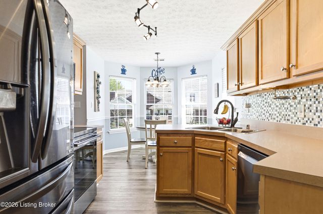 10531 Clyde Moore Blvd, Louisville, KY 40291