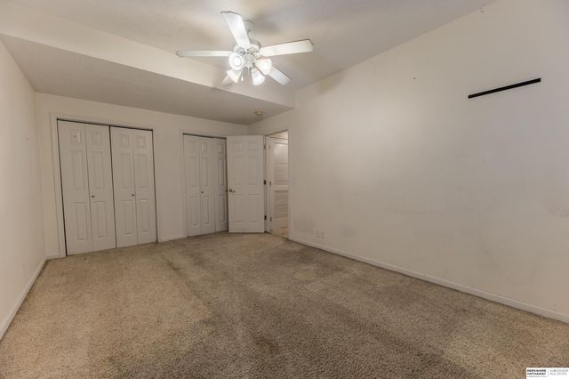 6215 N 146th Street, Omaha, NE 68116