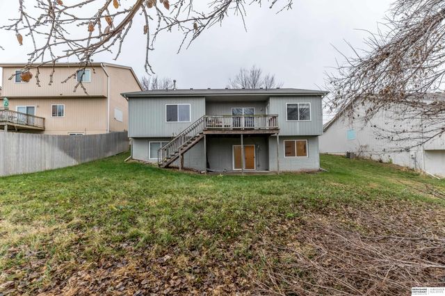 6215 N 146th Street, Omaha, NE 68116