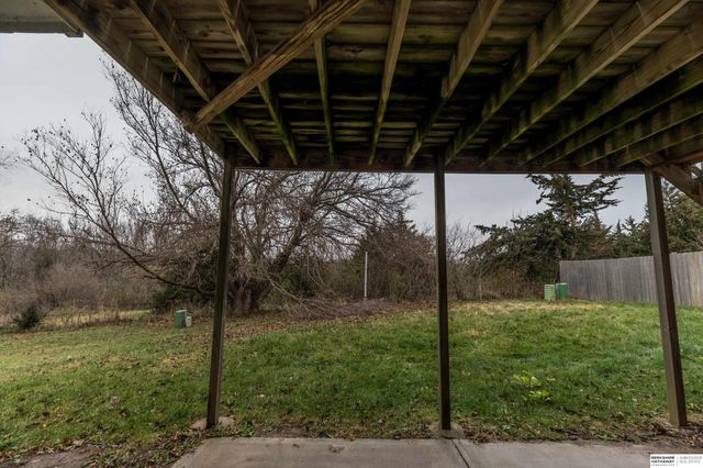 6215 N 146th Street, Omaha, NE 68116