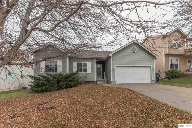 6215 N 146th Street, Omaha, NE 68116