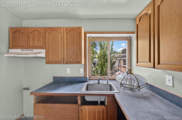 34637 Fairchild Street, Westland, MI 48186