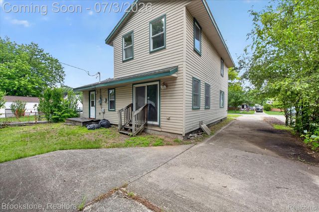 34637 Fairchild Street, Westland, MI 48186