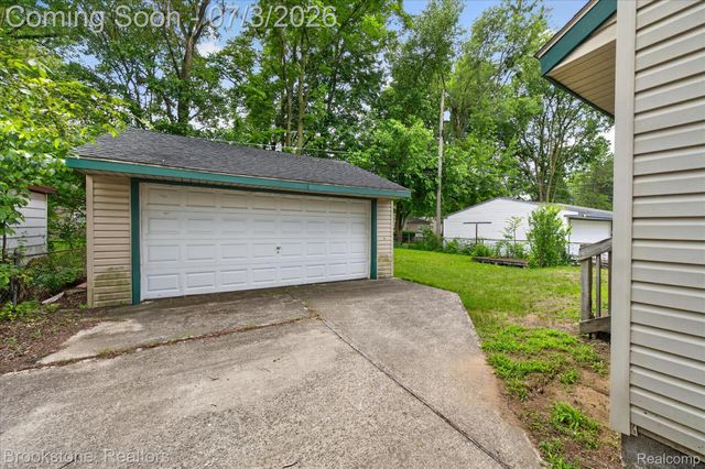 34637 Fairchild Street, Westland, MI 48186