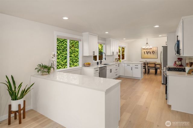 11138 127th Place NE, Kirkland, WA 98033