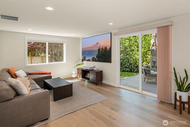 11138 127th Place NE, Kirkland, WA 98033