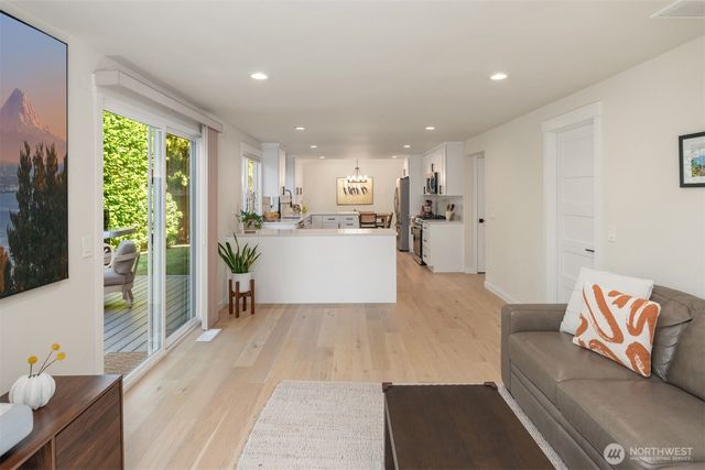 11138 127th Place NE, Kirkland, WA 98033