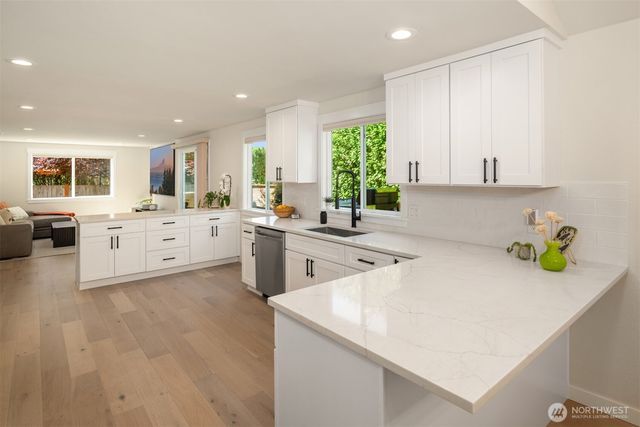 11138 127th Place NE, Kirkland, WA 98033