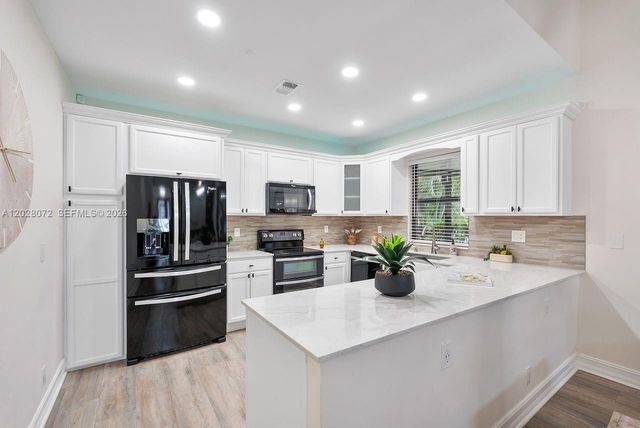 8149 Royal Palm Court 3, Tamarac, FL 33321