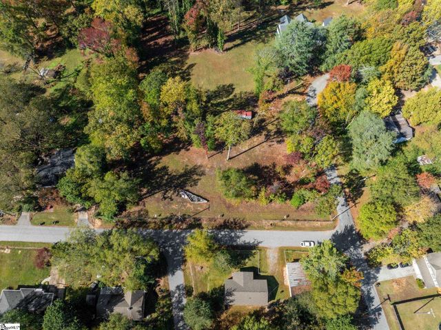 10 Nature Trail, Greenville, SC 29609