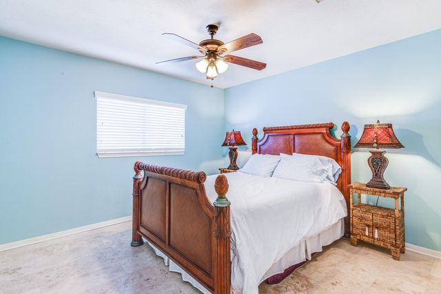 410 Scarlet Sage Drive, League City, TX 77573