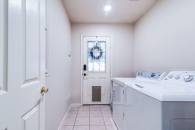 410 Scarlet Sage Drive, League City, TX 77573