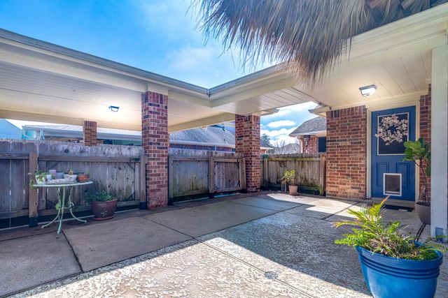 410 Scarlet Sage Drive, League City, TX 77573