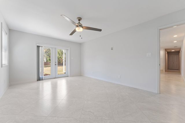 5883 Set N Sun Place, Jupiter, FL 33458