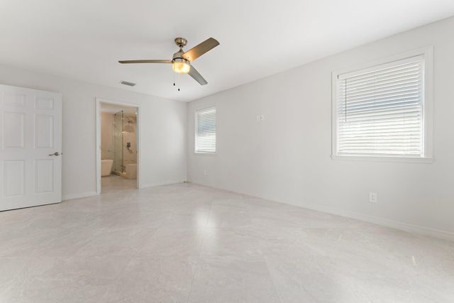 5883 Set N Sun Place, Jupiter, FL 33458