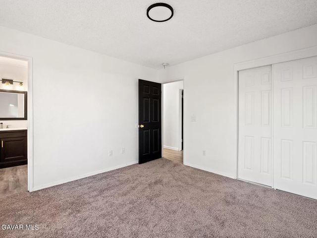 8560 Nipa Avenue, California City, CA 93505