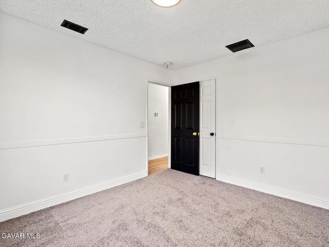 8560 Nipa Avenue, California City, CA 93505