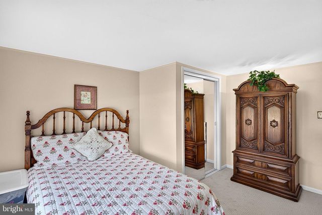 164 PAXSON AVE, Hamilton, NJ 08690