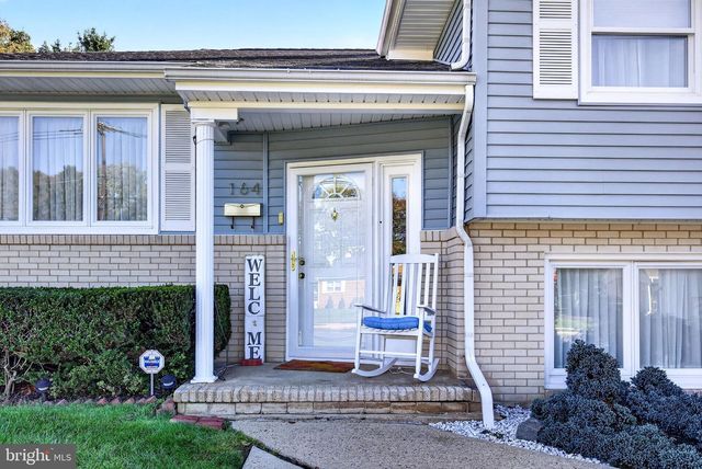 164 PAXSON AVE, Hamilton, NJ 08690