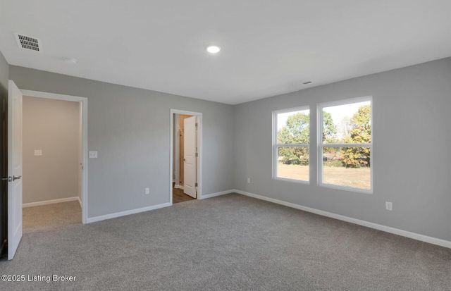 8302 Fairmount Rd, Louisville, KY 40291