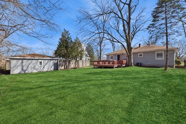 815 W 187th Street, Glenwood, IL 60425