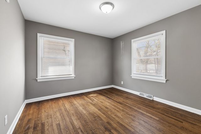 815 W 187th Street, Glenwood, IL 60425