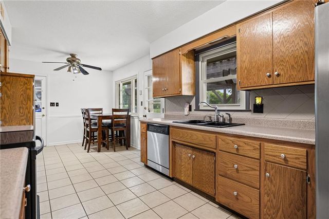 503 S Park Drive, Raymore, MO 64083