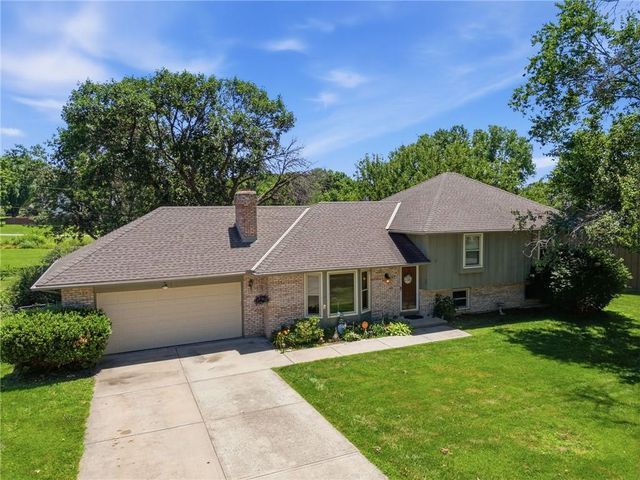 503 S Park Drive, Raymore, MO 64083
