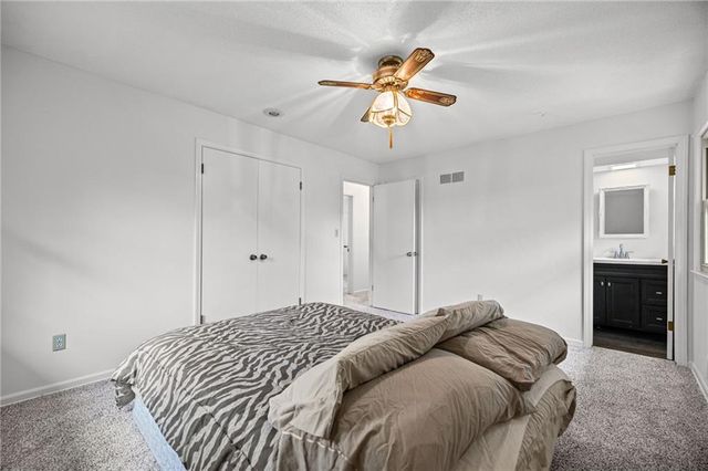 503 S Park Drive, Raymore, MO 64083
