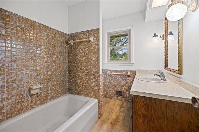 503 S Park Drive, Raymore, MO 64083