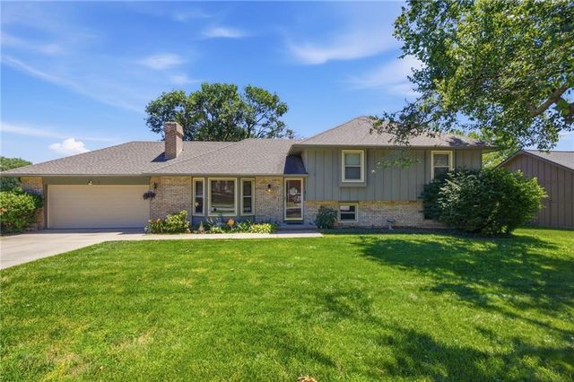 503 S Park Drive, Raymore, MO 64083