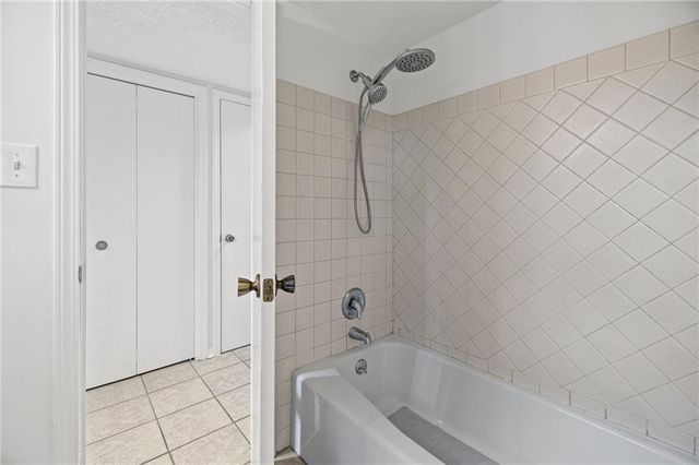 503 S Park Drive, Raymore, MO 64083