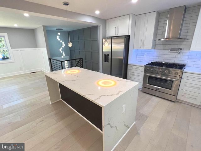 8638 VERNON AVE, Alexandria, VA 22309