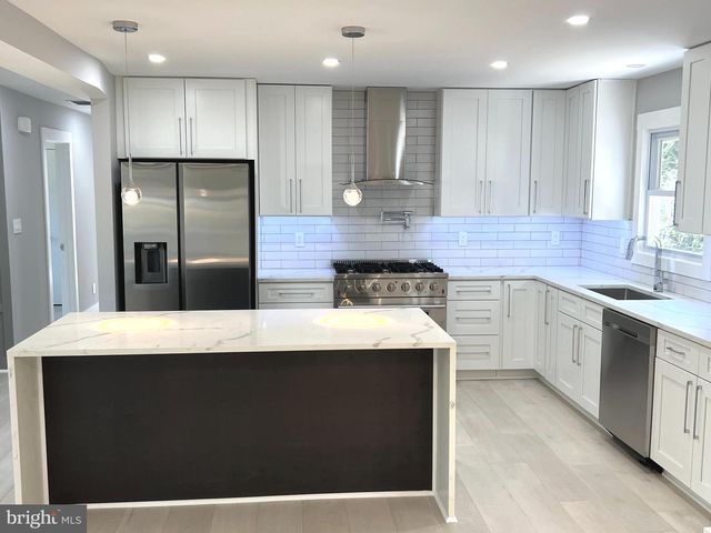 8638 VERNON AVE, Alexandria, VA 22309