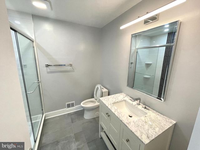 8638 VERNON AVE, Alexandria, VA 22309
