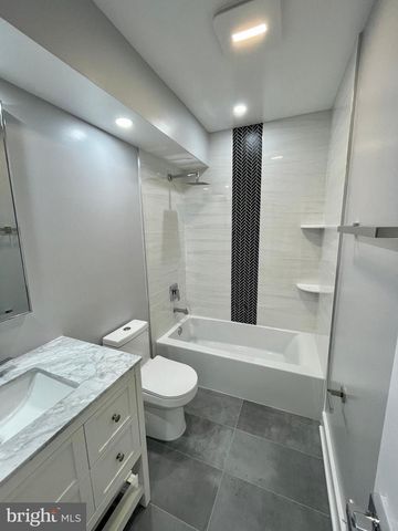 8638 VERNON AVE, Alexandria, VA 22309