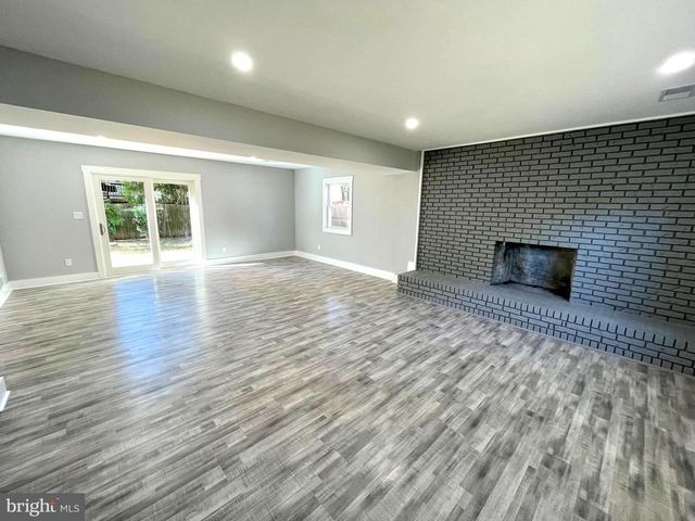 8638 VERNON AVE, Alexandria, VA 22309