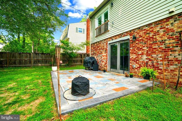 8638 VERNON AVE, Alexandria, VA 22309