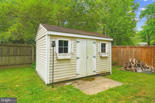 8638 VERNON AVE, Alexandria, VA 22309